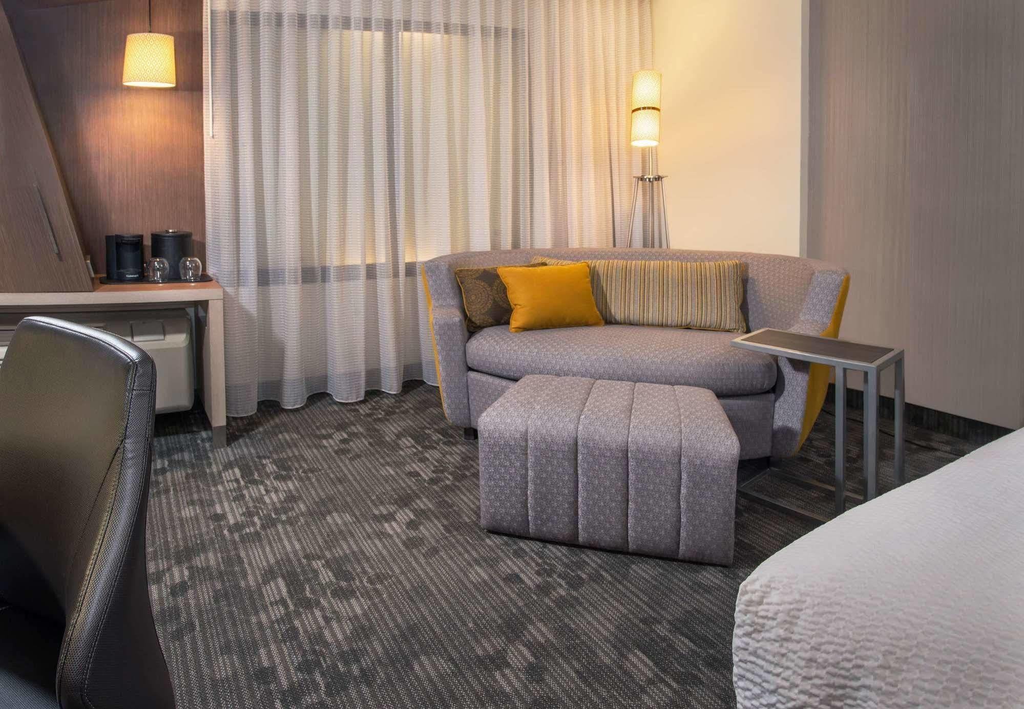 Courtyard By Marriott San Diego El Cajon Buitenkant foto